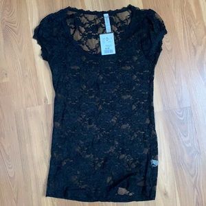 Black lace tshirt size small